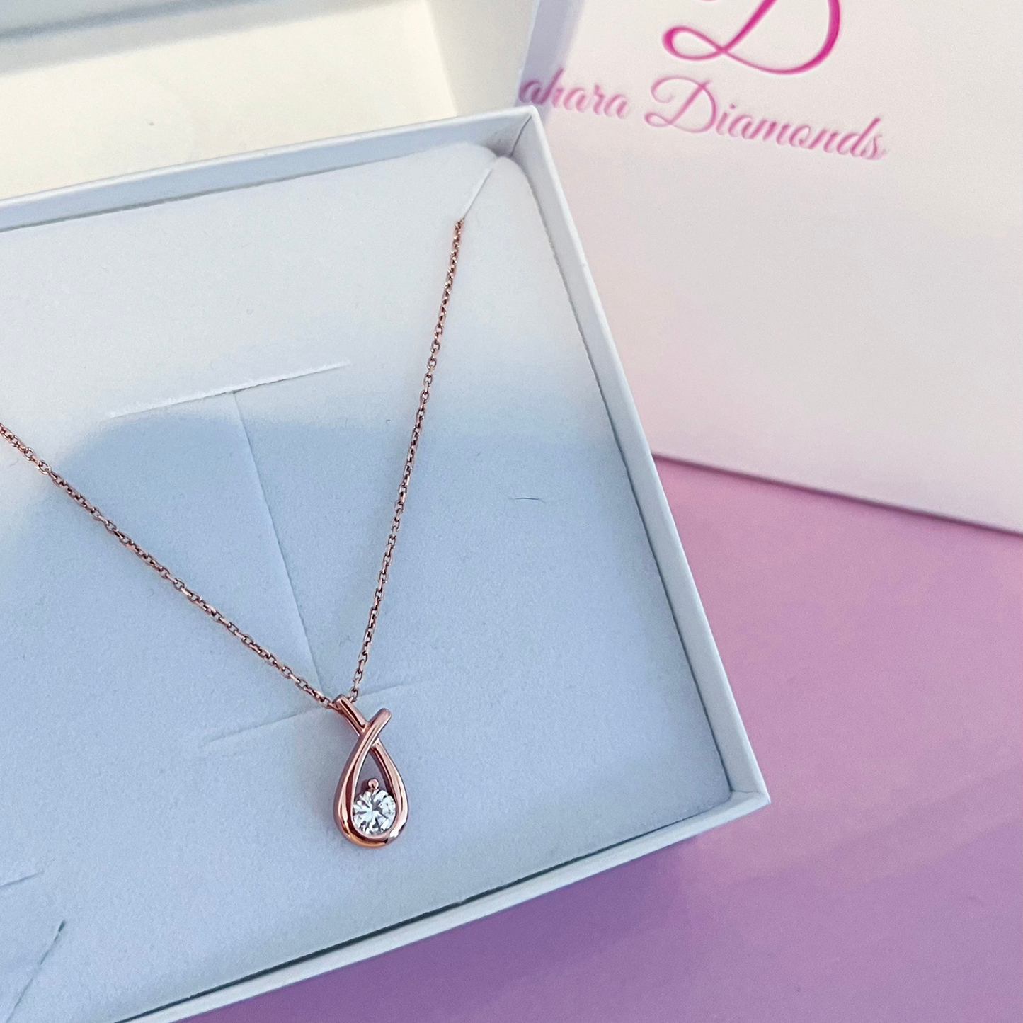 rose gold necklaces for women